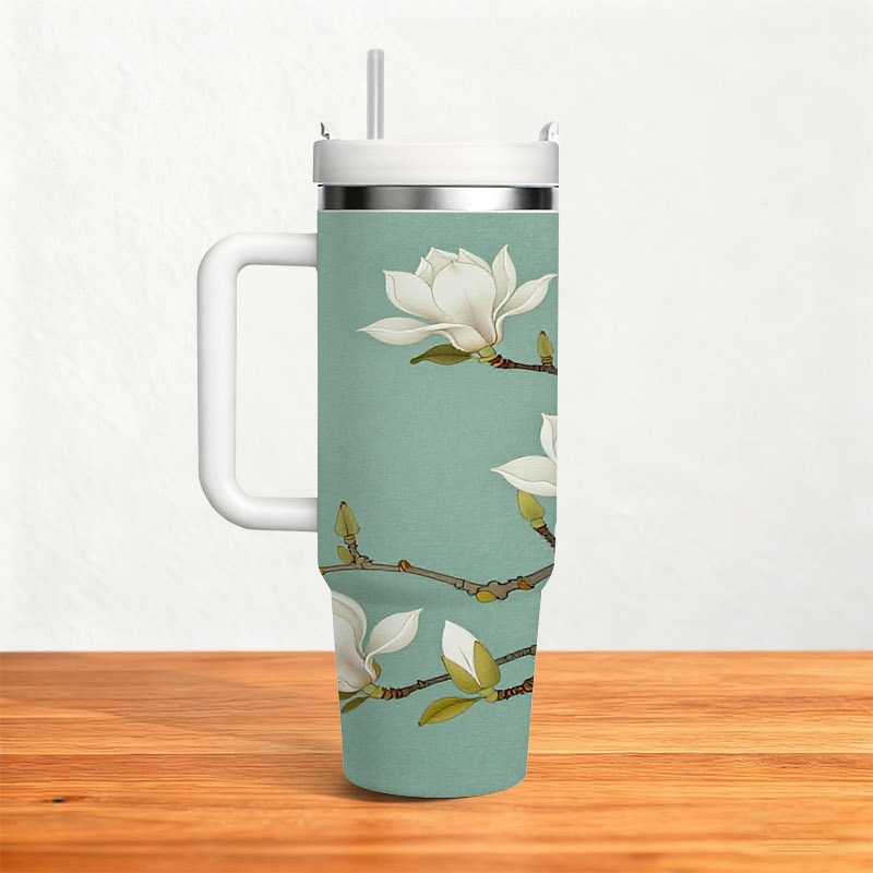 Sublimation Mug White - แก้วเก็บอุณหภูมิสแตนเลสขนาด 40 ออนซ์ พร้อมหลอดดูด ลายดอกแมกโนเลียสีขาวสุดหรู ดีไซน์พฤกษศาสตร์